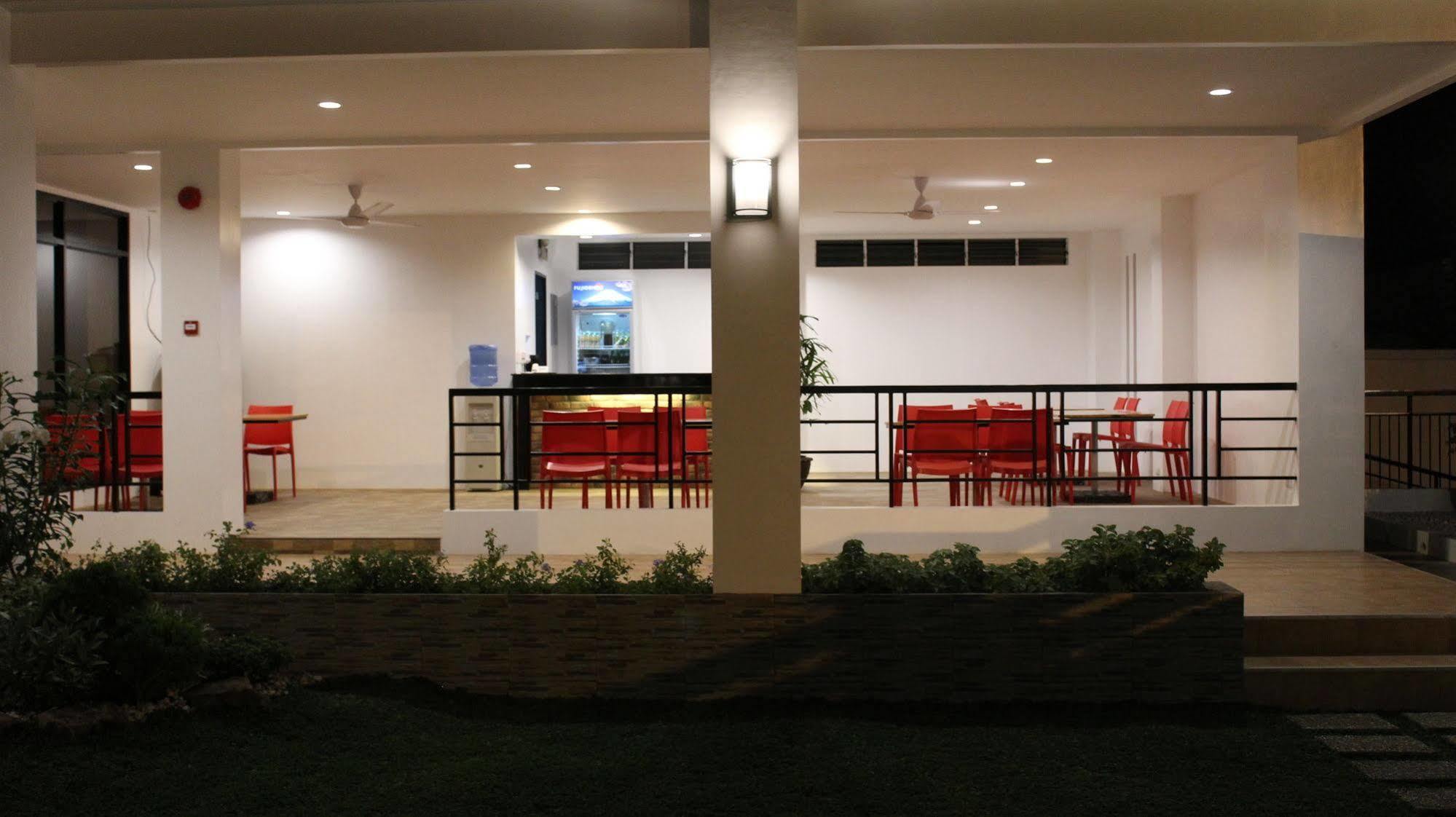 Be-Ing Suites Davao Exterior foto