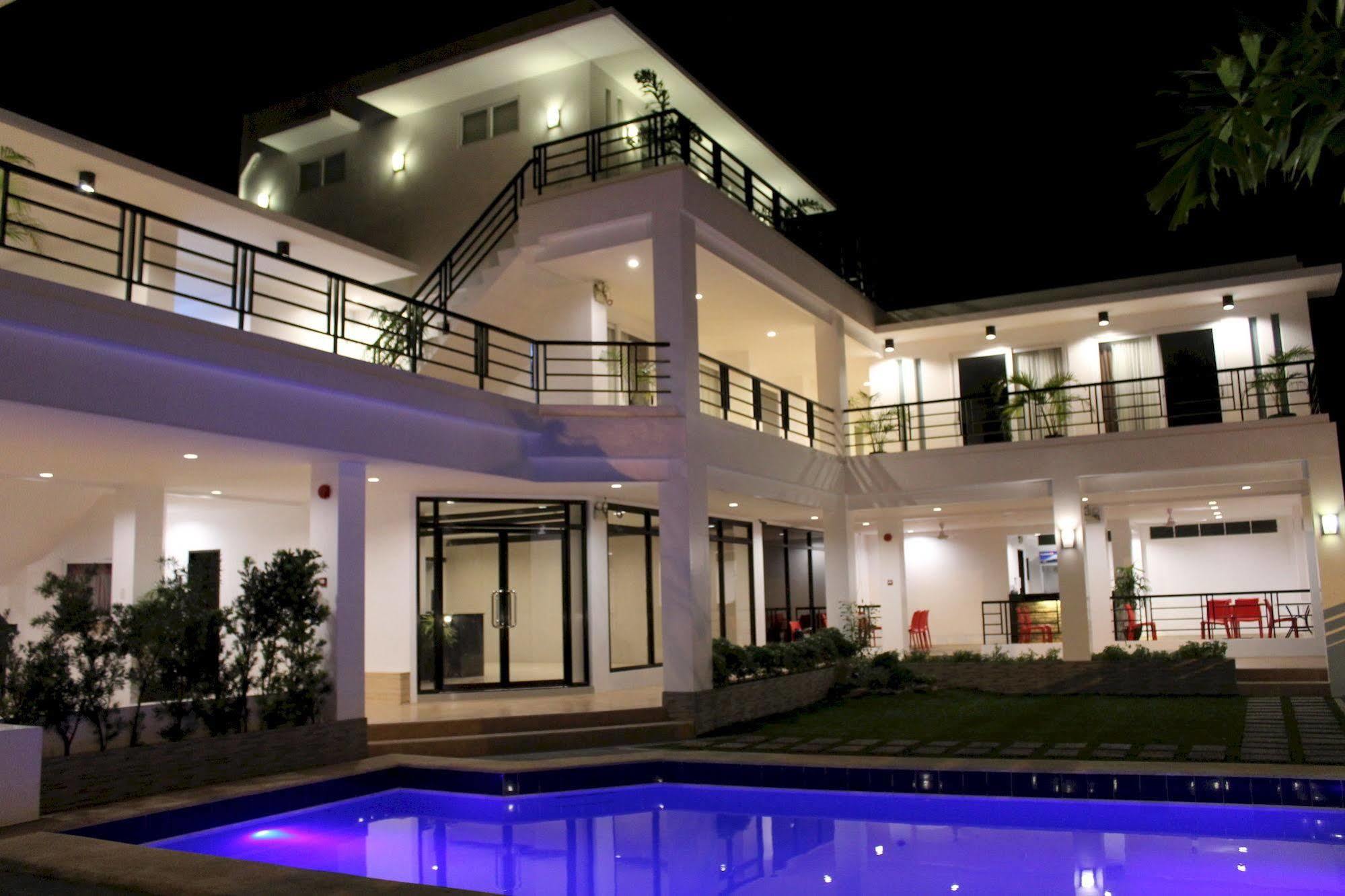 Be-Ing Suites Davao Exterior foto
